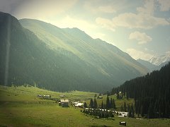 Altyn-Arashan valley